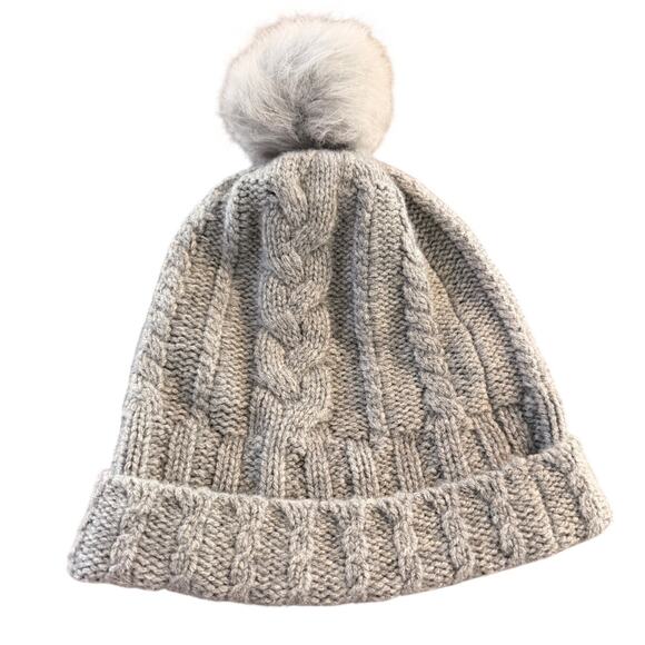 Amicale 100% Cashmere Gray Cable Knit Beanie Hat Shearling Fur Pom OS NWT main image 4
